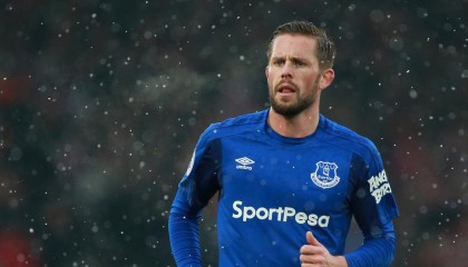 开云电竞平台-灰熊篮网激战，两队实力对比不分上下，nba篮网灰熊